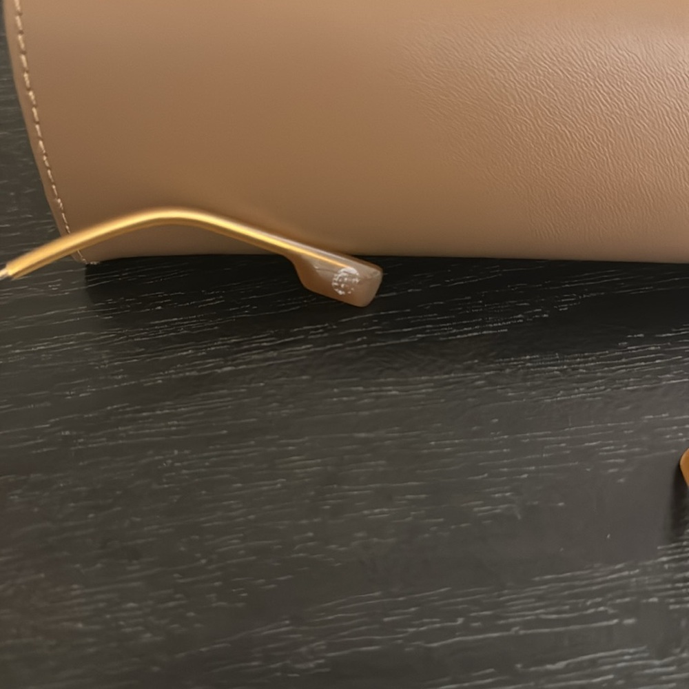 Burberry Sunglasses - Picture 8 of 9
